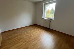 Ruppertsgrün, 2-Zi.-Whg. mit Balkon,Einbauküche, Lift, Bad mit ebenerdiger Dusche – Talstr. 4, 8427 Fraureuth – Vorschaubild 14