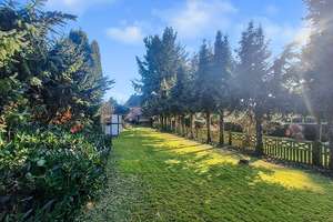 Liebevolle Doppelhaushälfte für die ganze Familie mit großem, idyllischem Garten in Kücknitz! – Die vollständige Adresse der Immobilie erhältst du vom Anbieter., 23569 Kücknitz, Lübeck – Vorschaubild 29