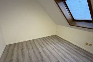 RS-Haddenbach, Schöne drei Zimmer Wohnung mit Einbauküche – Ronsdorferstr 186, 42855 Lüttringhausen West, Remscheid – Vorschaubild 4