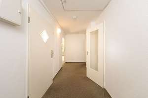 Großzügige Dachgeschosswohnung mit Ausbaureserve in attraktiver Dahlemlage - Provisionsfrei – Die vollständige Adresse der Immobilie erhältst du vom Anbieter., 14195 Dahlem, Berlin – Vorschaubild 7