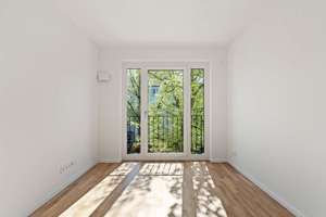3-Zimmer-Wohnung mit ruhiger Loggia in Weißensee! – Roelckestraße 111, 13086 Weißensee, Berlin – Vorschaubild 3