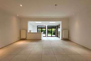 Katip | Gepflegtes Reihenmittelhaus mit Garten & Garage in Gersthofen – leerstehend – Die vollständige Adresse der Immobilie erhältst du vom Anbieter., 86368 Gersthofen – Vorschaubild 2
