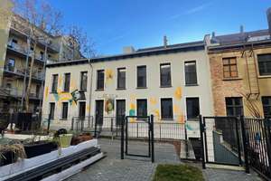 3-Raumwohnung - Erstbezug -  hochwertig saniert für 3 Personen mit WBS