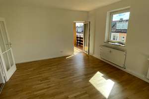 Helle 3-Zimmer-Wohnung in Wöhrd! 4. OG ohne Aufzug – Georg-Strobel-Str. 52, 90489 Wöhrd, Nürnberg – Vorschaubild 3