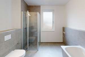 3-Zimmer-Wohnung mit Einbauküche und Tageslichtbad – Elmshorner Straße 97, 25421 Pinneberg – Vorschaubild 9
