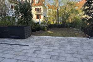 Exklusive Terrassenwohnung inkl. Einliegerwohnung mit Garten in Bestlage Nymphenburg – Böcklinstr. 17, 80638 Neuhausen, München – Vorschaubild 2