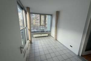 ***2,5 Zimmer Wohnung  mit ruhigem Gartenanteil*TG Einzelplatz*idealer Schnitt*** – Balanstraße 87, 81541 Ramersdorf, München – Vorschaubild 2