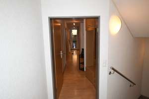 Attraktive, helle Wohnung mit zwei Balkonen im Herzen von Stuttgart – Die vollständige Adresse der Immobilie erhältst du vom Anbieter., 70178 Karlshöhe, Stuttgart – Vorschaubild 2
