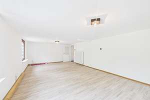 Wohnen auf einer Ebene – Ruhe, Komfort und viel Platz im Grünen – Die vollständige Adresse der Immobilie erhältst du vom Anbieter., 30916 Mitte (Ortsteil), Hannover – Vorschaubild 17
