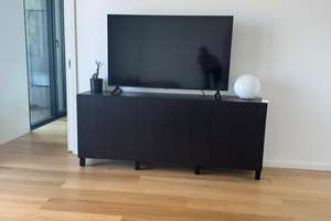 Eden Tower 23: Furnished Apartment | 20th Floor | Gym, Rooftop & 24/7 Concierge – Europa-Allee 11, 60327 Gallus, Frankfurt am Main – Vorschaubild 10