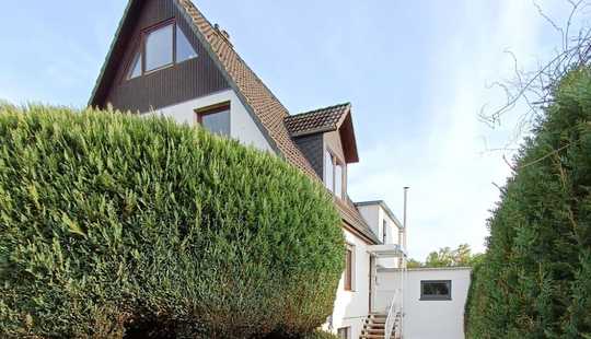 Bild von 5,5 Zi.-DHH v. PRIVAT Traumlage + Kamin + Wintergarten