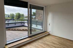 Helle 3-Zimmer-Wohnung mit Dachterrasse und Balkon – Die vollständige Adresse der Immobilie erhältst du vom Anbieter., 40549 Oberkassel, Düsseldorf – Vorschaubild 2