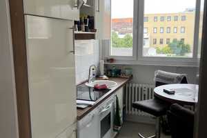 Helle 3-Zimmer-Wohnung mit Balkon ab Oktober bezugsfrei – Kaffeetwete 4, 38100 Braunschweig – Vorschaubild 3