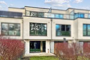 Modernes Reihenmittelhaus mit Dachterrasse und kleinem Garten in Hamburg Duvenstedt – Die vollständige Adresse der Immobilie erhältst du vom Anbieter., 22397 Duvenstedt, Hamburg – Vorschaubild 22