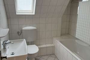Charmantes Einfamilienhaus in Leverkusen – Jacob-Fröhlen-Straße 64, 51381 Quettingen, Leverkusen – Vorschaubild 4