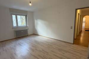 Attraktive 3-Zimmer-Wohnung mit ca. 80 m² in Augsburg – sofort bezugsfrei! – Die vollständige Adresse der Immobilie erhältst du vom Anbieter., 86154 Oberhausen-Süd, Augsburg – Vorschaubild 17