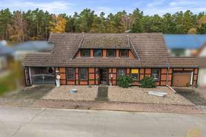 "Hinterhaus bezugsfertig, Vorderhaus zur Modernisierung – ideal für Familien & Mehrgenerationen"
