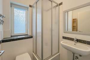 Top gepflegtes MFH mit 6 Einheiten – ideal für Anleger & Eigennutzer – Die vollständige Adresse der Immobilie erhältst du vom Anbieter., 13467 Hermsdorf, Berlin – Vorschaubild 8