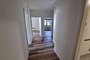 Frisch sanierte 3-Zi.-Wohnung mit EBK – Die vollständige Adresse der Immobilie erhältst du vom Anbieter., 70569 Kaltental, Stuttgart – Vorschaubild 7