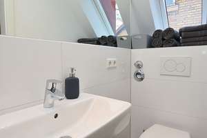 Wunderschöne Wohnung mit W-LAN in zentraler Wohnlage in Stuttgart Mitte – Die vollständige Adresse der Immobilie erhältst du vom Anbieter., 70190 Kernerviertel, Stuttgart – Vorschaubild 15
