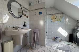 Maisonettewohnung mit Hauscharakter – 5,5 Zimmer auf ca. 143 m² – Die vollständige Adresse der Immobilie erhältst du vom Anbieter., 45289 Burgaltendorf, Essen – Vorschaubild 15