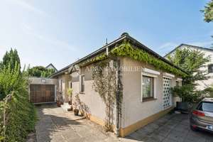 Einfamilienhaus mit besonderem Charme. Sauna, Terrasse und beheizter Garage mitten in Britz! – Koppelweg 21, 12347 Britz, Berlin – Vorschaubild 31