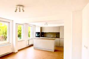 Top Lage-Göggingen-3 Zi., Bad, Studio, Kücheninsel – Die vollständige Adresse der Immobilie erhältst du vom Anbieter., 86199 Göggingen-Süd, Augsburg – Vorschaubild 1