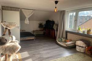 Helle und gemütliche 2-Zimmer-Wohnung in ruhiger Lage – kürzlich renoviert – Die vollständige Adresse der Immobilie erhältst du vom Anbieter., 44328 Scharnhorst-Ost, Dortmund – Vorschaubild 1