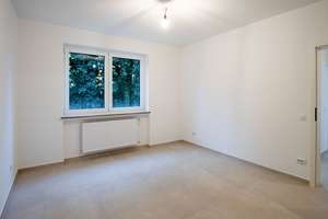 250m² Wohnen und Hobby auf 2 Etagen. NEU SANIERT. Sauna, Whirlpool, Kamin, Wintergarten, Dopp.Garage – Am Sündnerkamp 21, 30629 Misburg-Nord, Hannover – Vorschaubild 17