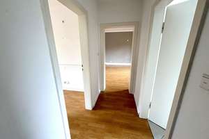 Attraktives Zweifamilienhaus mit Garage in beliebter Lage! – Die vollständige Adresse der Immobilie erhältst du vom Anbieter., 56072 Güls, Koblenz – Vorschaubild 3