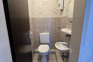 D`dorf-Unterrath, ruhiges 2 Zimmer, 60,39 m², Wannenbad, Parkettboden, Balkon,  Keller, – Die vollständige Adresse der Immobilie erhältst du vom Anbieter., 40468 Unterrath, Düsseldorf – Vorschaubild 9