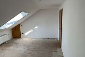 2-Zimmer-Wohnung im Dachgeschoss in Neu-Ulm – Schlesierstrasse 29, 89233 Neu-Ulm – Vorschaubild 5