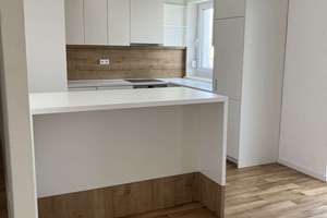 exklusive 4-Zi.-Whg. mit offener Küche und 3 Balkone * renoviert * 145 m² – Krumpterstr. 23, 81543 Untergiesing, München – Vorschaubild 2