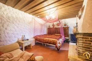SOFORT FREI: Großzügiger Bungalow mit Einliegerwohnung, weitläufigem Grundstück und einmaligem Blick – Die vollständige Adresse der Immobilie erhältst du vom Anbieter., 84079 Bruckberg – Vorschaubild 3