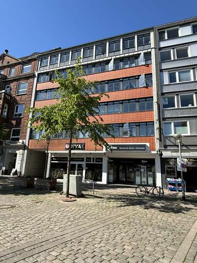 Modernisierte, flexibel nutzbare Gewerbeeinheit auf dem Großflecken (RÖMBKE IMMOBILIEN KG)
