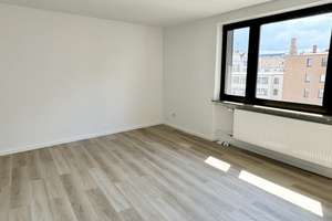 Nähe Wöhrder Wiese, ! 3-ZW, 83 m², Laminat, Balkon – Die vollständige Adresse der Immobilie erhältst du vom Anbieter., 90489 Marienvorstadt, Nürnberg – Vorschaubild 2