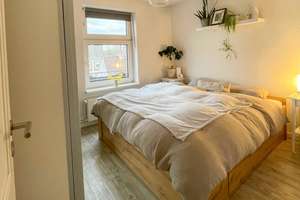 Charmantes Zuhause – modern, hell und einladend -
2,5 Zimmer-Eigentumswohnung – Die vollständige Adresse der Immobilie erhältst du vom Anbieter., 24114 Südfriedhof, Kiel – Vorschaubild 4