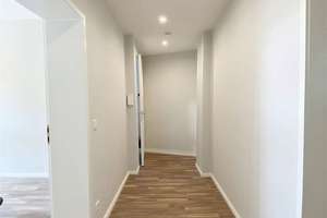 Wohnqualität mit besonderem Extra: Stilvolle 2-Zimmer-Wohnung mit Wintergarten – Herder Str.  18, 44147 Hafen, Dortmund – Vorschaubild 3