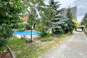 Sonniges Einfamilienhaus mit Pool in zweiter Reihe! – Die vollständige Adresse der Immobilie erhältst du vom Anbieter., 12524 Altglienicke, Berlin – Vorschaubild 14