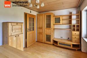 Großzügiges Einfamilienhaus mit dem besonderen Pfiff wartet auf Sie! – Die vollständige Adresse der Immobilie erhältst du vom Anbieter., 91275 Auerbach in der Oberpfalz – Vorschaubild 14