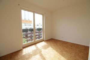 Helle Wohnung mit Loggia, Aufzug und Stellplatz in Charlottenburg – Die vollständige Adresse der Immobilie erhältst du vom Anbieter., 10589 Charlottenburg, Berlin – Vorschaubild 9