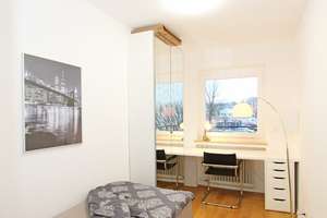 Familien aufgepasst! Möblierte 4-Zi-Whg mit 2 Balkonen in München-Freimann (U6) – Die vollständige Adresse der Immobilie erhältst du vom Anbieter., 80939 Freimann, München – Vorschaubild 11