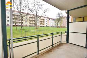 *Sofort freie 3-Raum-Wohnung mit Balkon in Chemnitz-Hilbersdorf – für Eigennutz & Investment* – Klarastraße 42, 9131 Hilbersdorf, Chemnitz – Vorschaubild 5