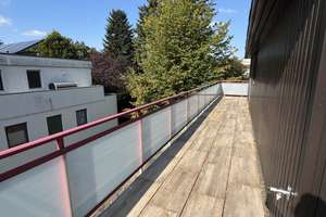 von privat: Modernisiertes Penthouse mit 4 Zimmern - in Hamburg-Alsterdorf/Gartenstadt- keine Makler – Die vollständige Adresse der Immobilie erhältst du vom Anbieter., 22297 Alsterdorf, Hamburg – Vorschaubild 15