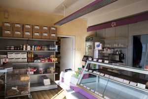 Zukunftsweisendes Investitionsobjekt!
Wohn- und Geschäftshaus mit großer Bäckerei und 3 Wohnungen! – Göppingen (Kreis) – Vorschaubild 2