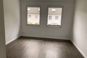 Freundliches neuwertiges 3-Zimmer-Reihenhaus in Huchting mit EBK in Bremen – Die vollständige Adresse der Immobilie erhältst du vom Anbieter., 28259 Sodenmatt, Bremen – Vorschaubild 16