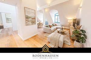 Bestlage Lehel: Kernsanierte Altbau-Traumwohnung mit Dachterrasse und Balkon