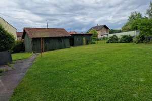 Renovierungsbedürftiges Einfamilienhaus in Plattling mit ca. 1500 m² Grund – Die vollständige Adresse der Immobilie erhältst du vom Anbieter., 94447 Plattling – Vorschaubild 5