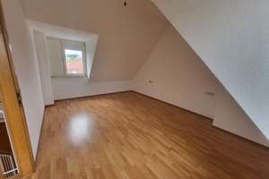 Zentral gelegene 4-Zimmer-Wohnung in Heilbronn-Sontheim – Die vollständige Adresse der Immobilie erhältst du vom Anbieter., 74081 Sontheim, Heilbronn – Vorschaubild 9