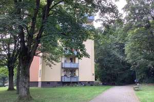 Stop! Renovierte 2-Zimmer-Wohnung mit Balkon! – Dr.-Eckener-Str. 32, 49080 Kalkhügel, Osnabrück – Vorschaubild 1